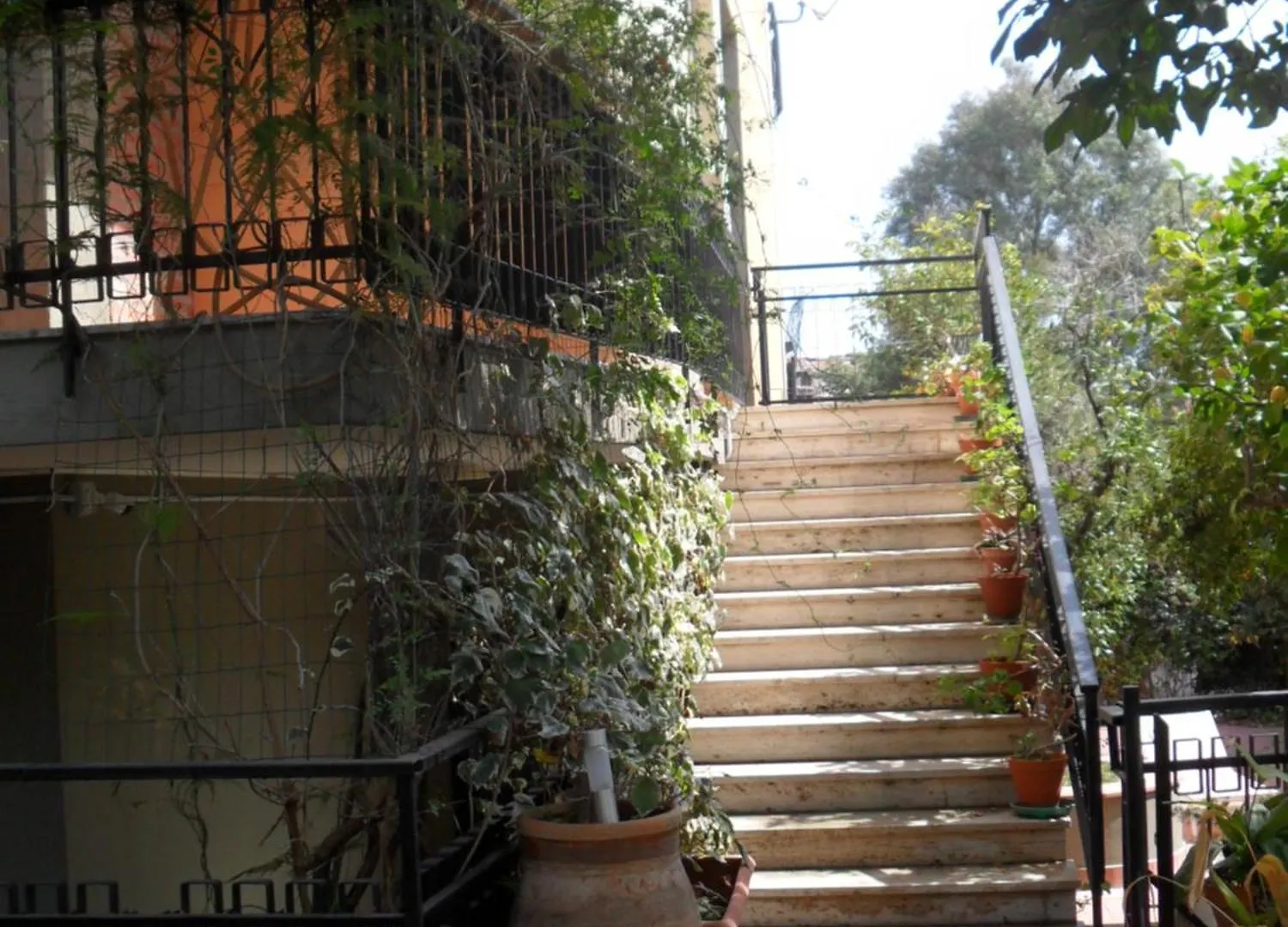 Villa Casalello Aeroporto di Catania Fontana Rossa Italia